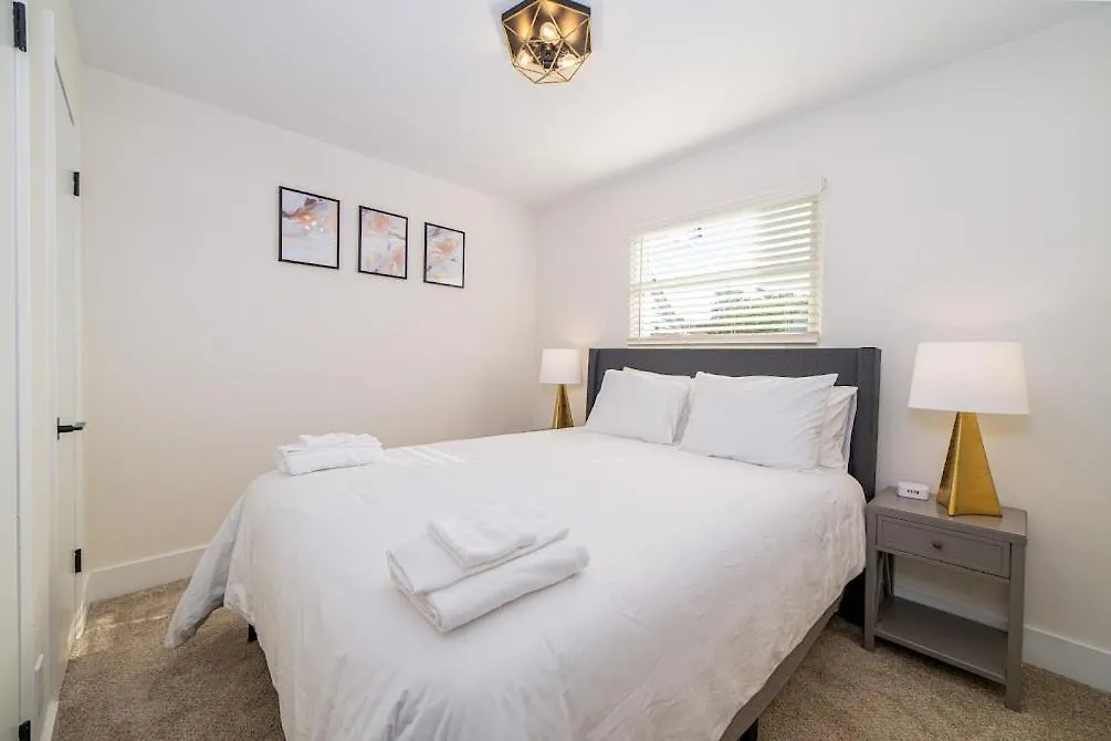 Sojourn'S Harborage - Inlet Suite North Camellia Acres
